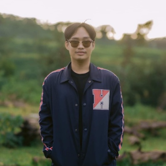 Meet your Posher, Alexander - Picture 1 of 1